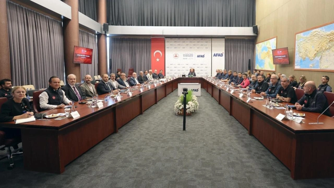 AFAD'da Deprem Bilim Kurulu toplantısı yapıldı