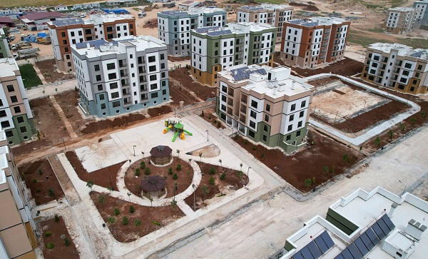 Afet konutları hızla yükseliyor! Teslim tarihi belli oldu