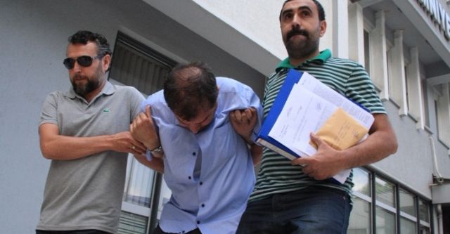 Sahte kimlikle kredi çeken 4 sahtekar tutuklandı