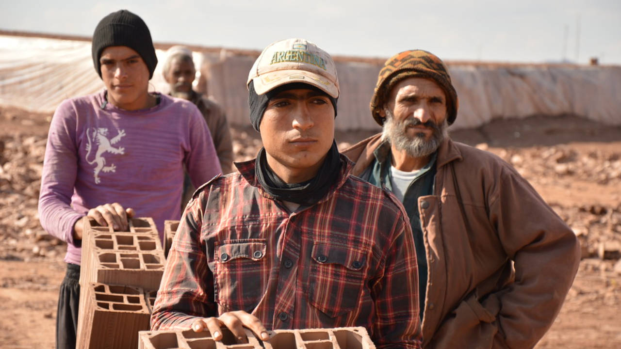 Afgan göçmenler İran'ı terk ediyor