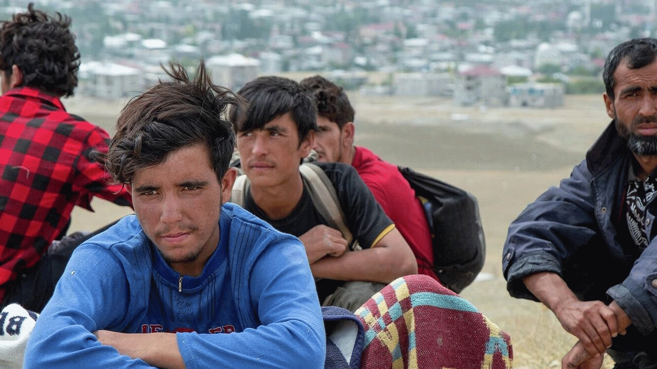 Afgan mültecileri daha hızlı gönderecekler