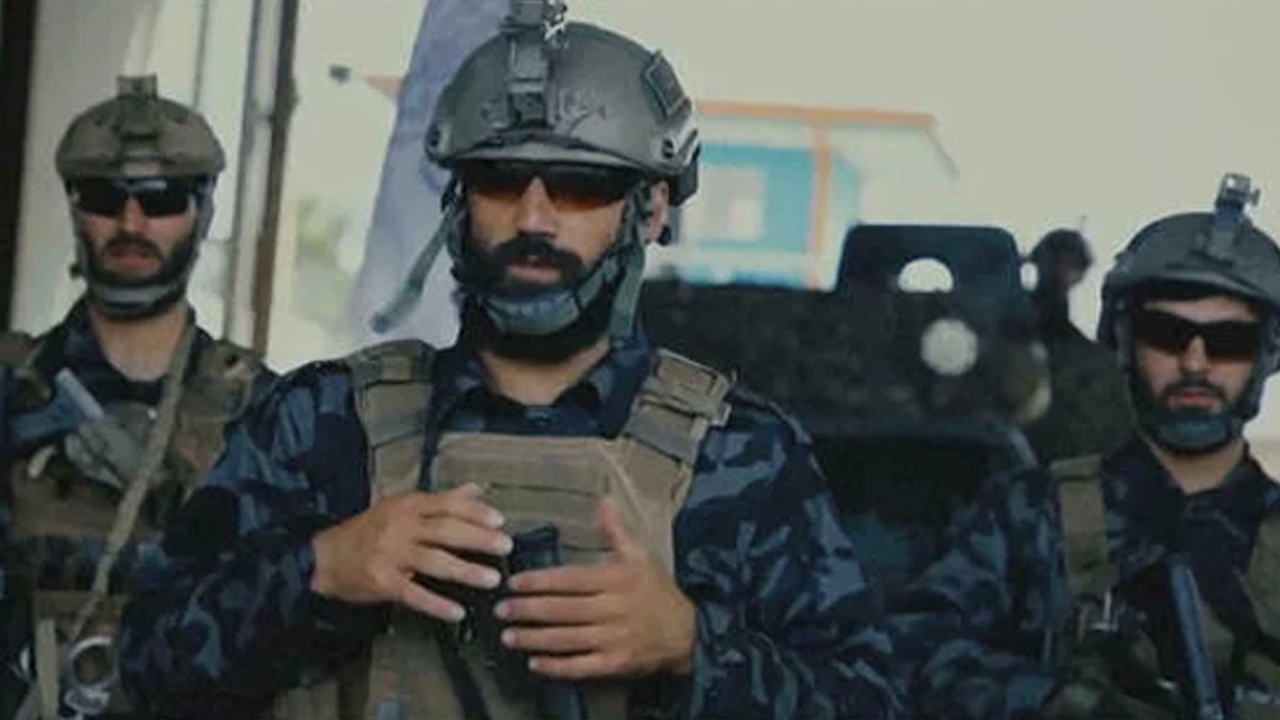 Afganistan, askeri personel ve memurların akıllı telefon kullanımı yasakladı