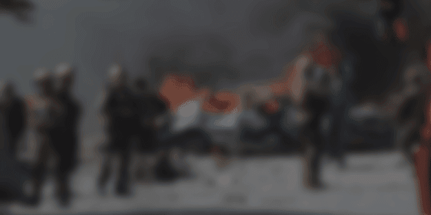 O ülkenin üst düzey ismine bombalı saldırı! Çok sayıda ölü ve yaralı var