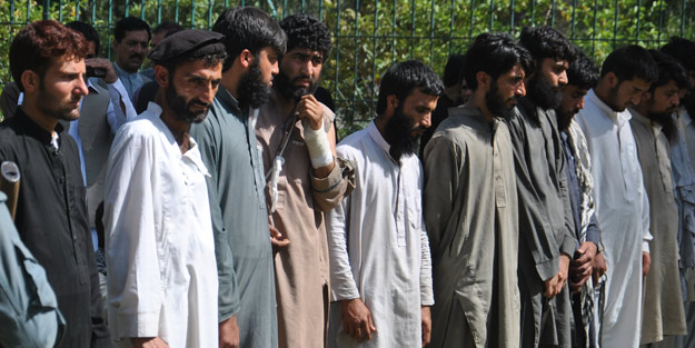 16 DAEŞ militanı yakalandı