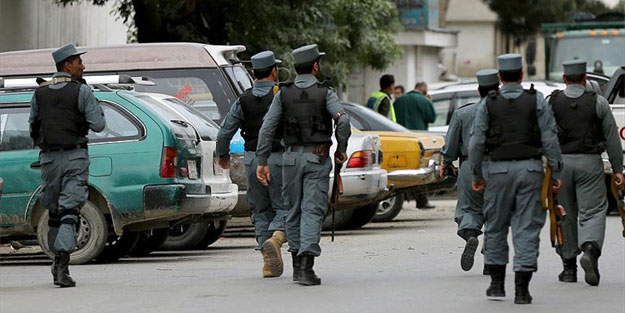 Afganistan’da 3 polis 7 polisi öldürüldü
