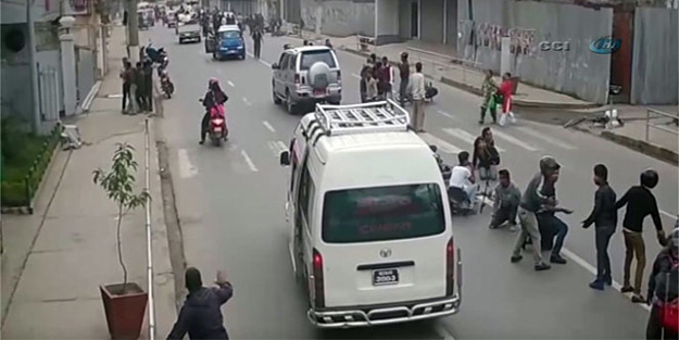 Depremde ölü sayısı artıyor