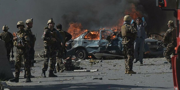 Afganistan'da bombalı saldırı: Ölüler ve yaralılar var