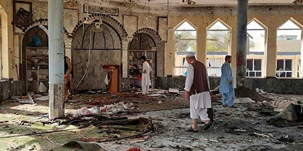 Afganistan'da cuma namazı sırasındaki bombalı saldırıyı DEAŞ üstlendi