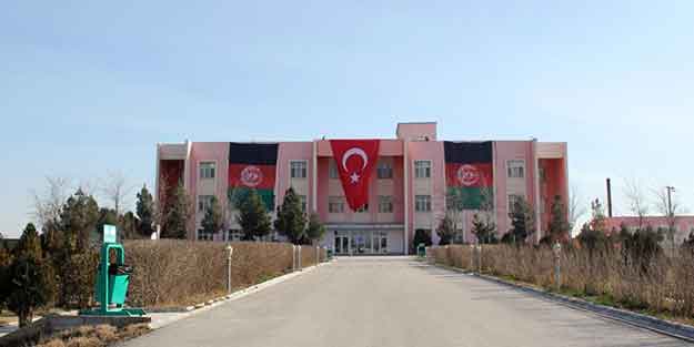 Afganistan'da FETÖ okuluna baskın