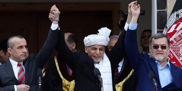 Afganistan'da flaş gelişme! Kendisini cumhurbaşkanı ilan etti