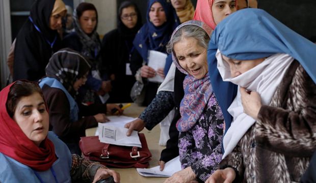 Afganistan'da halk sandık başında
