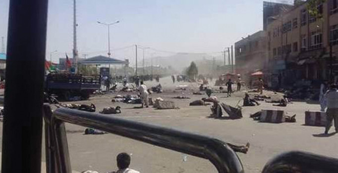 Afganistan'da Hazaralara intihar saldırısı: En az 20 ölü, 170 yaralı