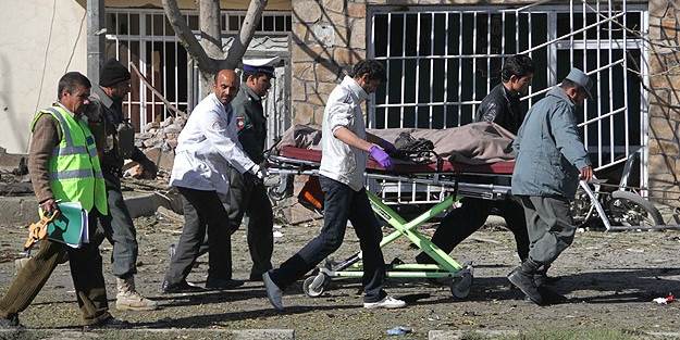 İntihar saldırısı: 6 ölü 11 yaralı