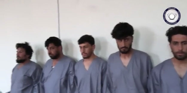 Afganistan'da kız çocuğunu öldüren çeteye ibretlik ceza