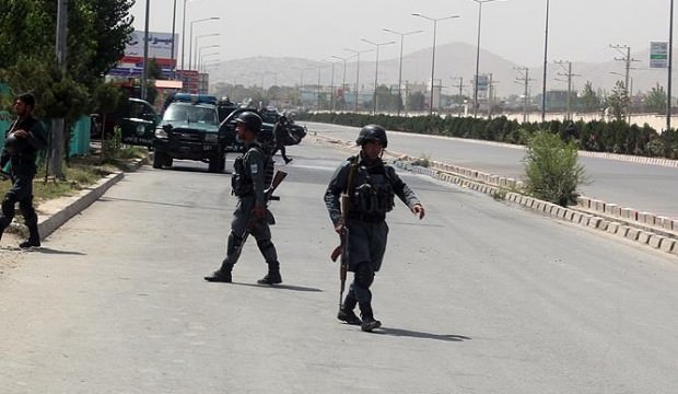 Afganistan'da korkunç saldırı: En az 25 kişi hayatını kaybetti
