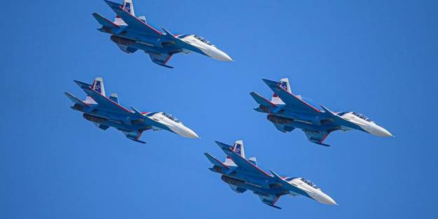 Afganistan'da neler oluyor? Çok sayıda Rus savaş uçağı uçuyor