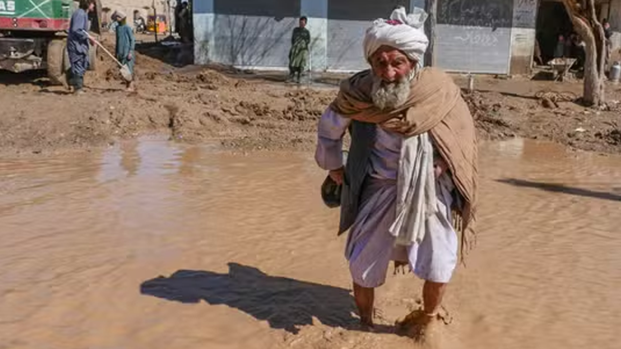 Afganistan'da ölü sayısı 36 oldu