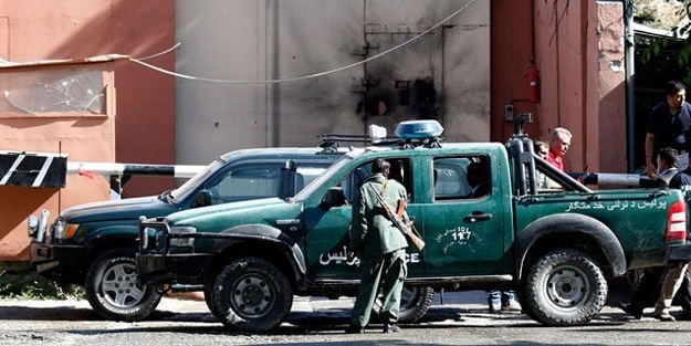 Afganistan’da otele baskın düzenleyen 4 saldırgan öldürüldü