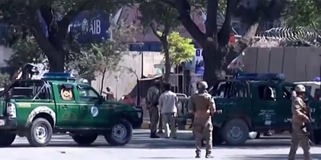 Ülke kan gölüne döndü! Çok sayıda sivil hayatını kaybetti