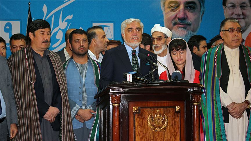 Afganistan'da seçim sonrası 'ben kazandım' açıklamaları tartışma başlattı