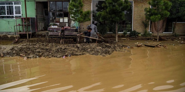 Afganistan'da sel! Ölüler var