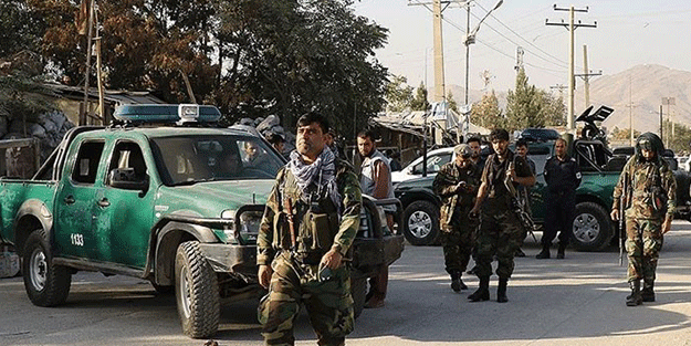 Afganistan'da sular durulmuyor! Taliban ilk kez ele geçirdi