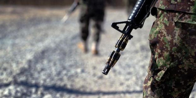 Taliban ve El Kaide'ye hava operasyonu