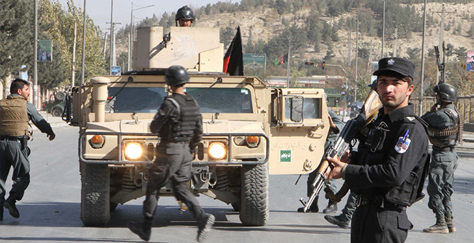 Afganistan'da yolcu minibüsüne saldırı: 3 kişi öldü