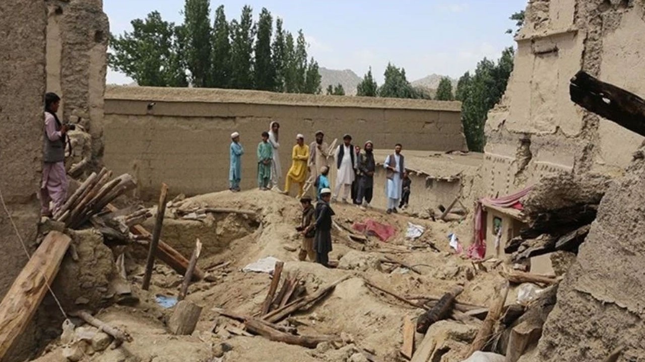 Afganistan’daki depremde ölü sayısı arttı