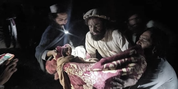 Afganistan'daki depremin bilançosu her geçen saat daha da ağırlaşıyor!