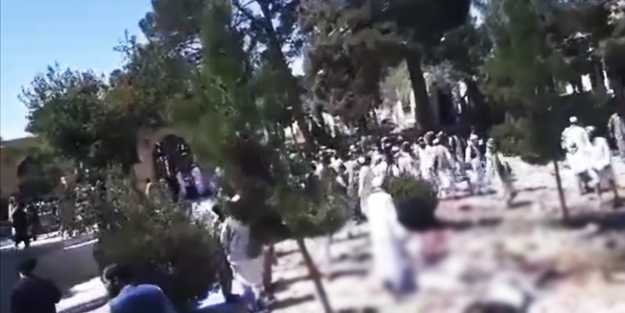 Afganistan'ın Herat bölgesinde camiye bombalı saldırı: Talibanlılar dahil 29 ölü!