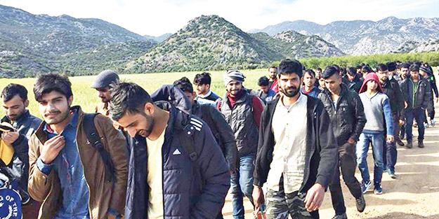 Afganların Türkiye’ye akını hız kesmiyor