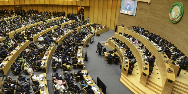 Afrika Birliği'nden iki ülkeye diyalog çağrısı