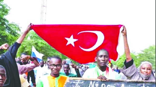 Afrika sömürgeye baş kaldırıyor! Umudun adı Türkiye