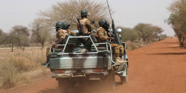 Afrika ülkesindeki silahlı saldırıda 11 polis öldü
