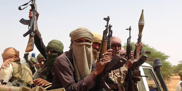 Afrika'nın en köklü kabilelerinden biri! Köye saldırıda 34 kişi öldü