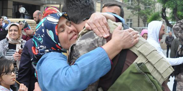 Afrin yiğitleri coşkuyla karşılandı
