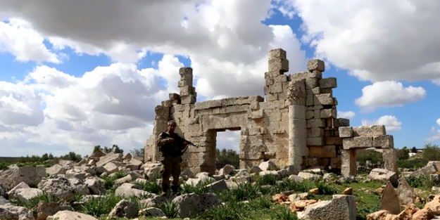 Afrin'de tarihi eser nöbeti!