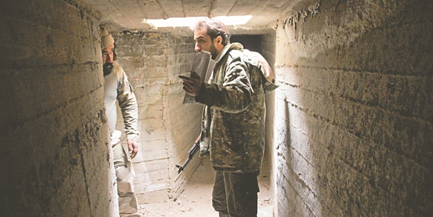 Afrin'deki terör evinde bakın ne bulundu