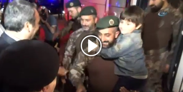 Afrin'den dönen kahramanlar gözyaşlarıyla karşılandı