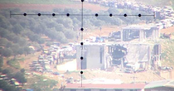 Afrin'e 4 km kaldı! Ayrılmaya başladılar