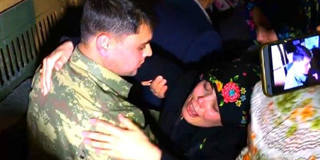 Afrin'e giden Mehmetçik'e otoyolda sürpriz!