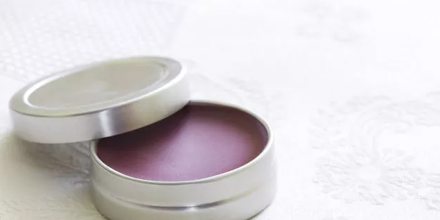 Aftları sadece 1 saat içerisinde iyileştiren doğal çözüm! Ev yapımı tarif