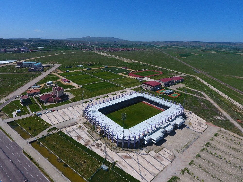 Afyonkarahisar Spor Kompleksi kamp sezonuna hazır 