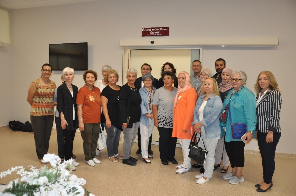 Afyonkarahisar Türk Anneler Derneğinden AFSÜ’ye 3 tıbbi cihaz bağışı 