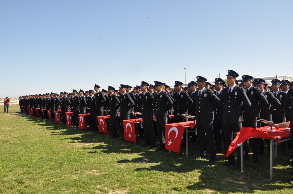 Afyonkarahisar’da 424 polis törenle mezun oldu 