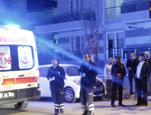 Afyonkarahisar'da cinnet getiren anne dehşet saçtı!