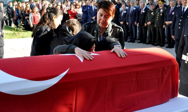 Afyonkarahisar'da kalp krizi geçiren emniyet müdürü hayatını kaybetti