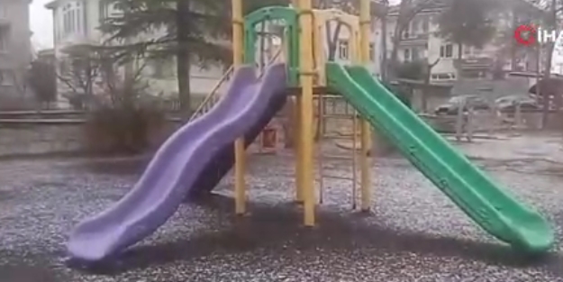 Afyonkarahisar'da kar yağışı