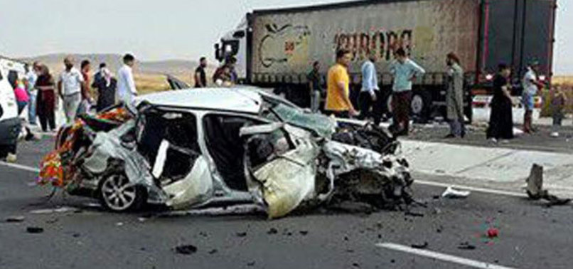 Afyonkarahisar'da korkunç kaza!.. 5 ölü!
